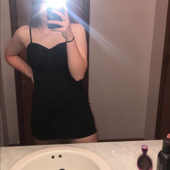 black bodycon dress - Picture 1 of 3